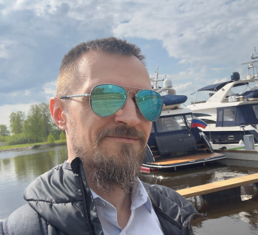 Андрей Борн